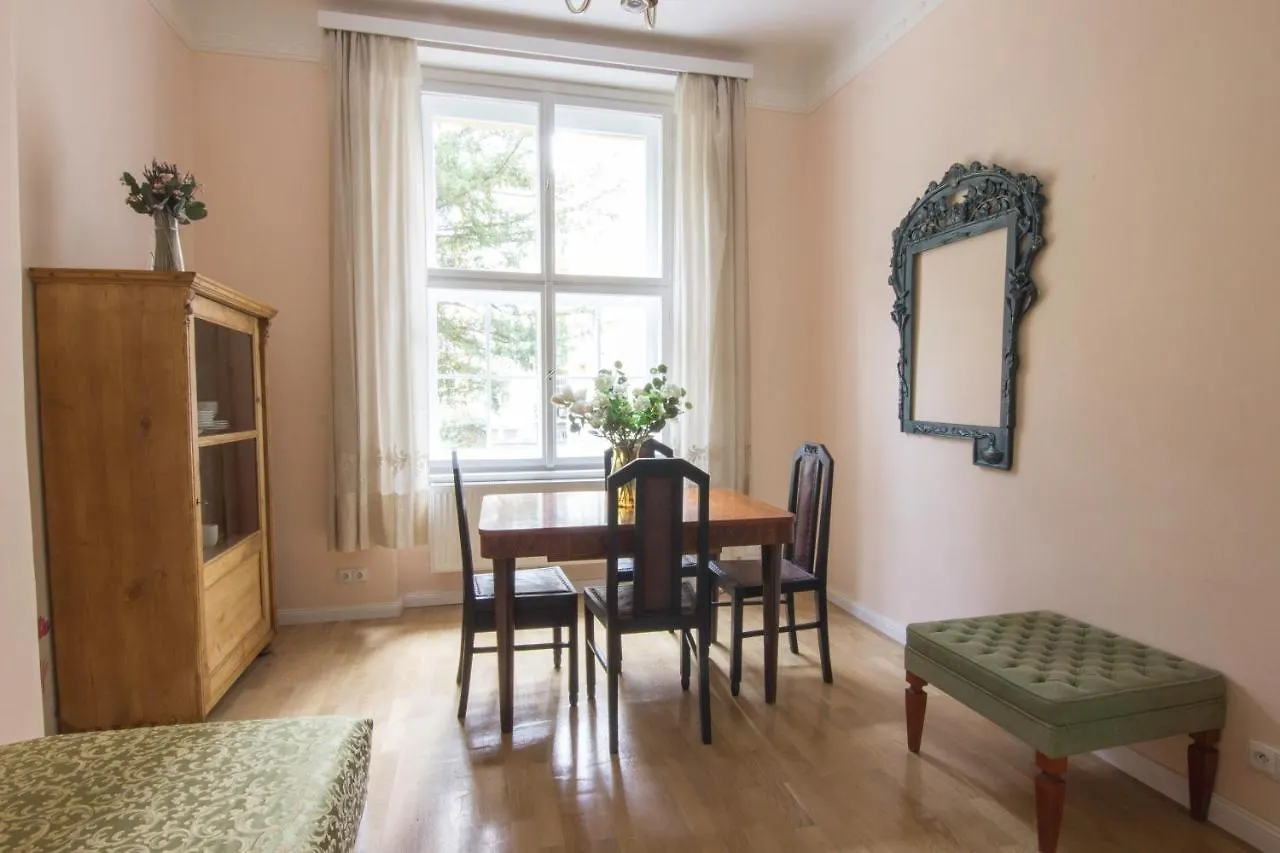 Prague Castle Apartment Vintage 0*,